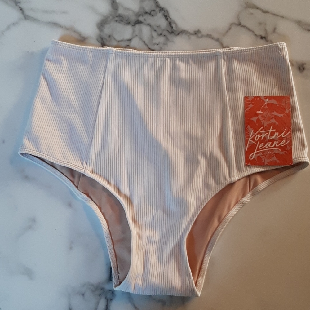 NWT Kortni Jeane High Waisted High Cut bottoms